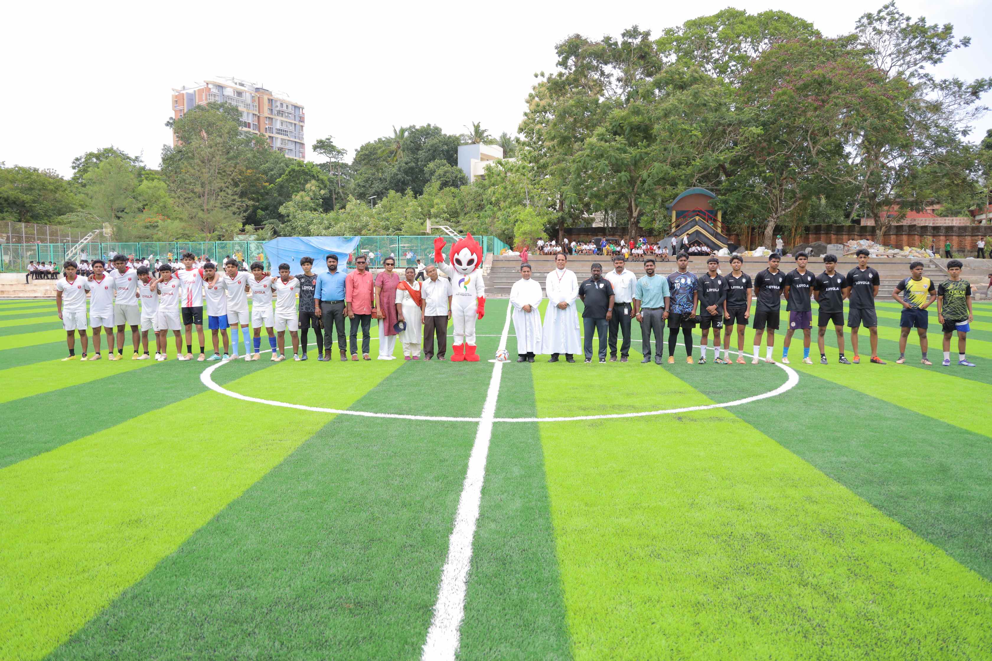 LOYOLA SCHOOL